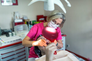 Visite chez l'hygiéniste dentaire pour Sacha le 14 octobre 2021 à Genève